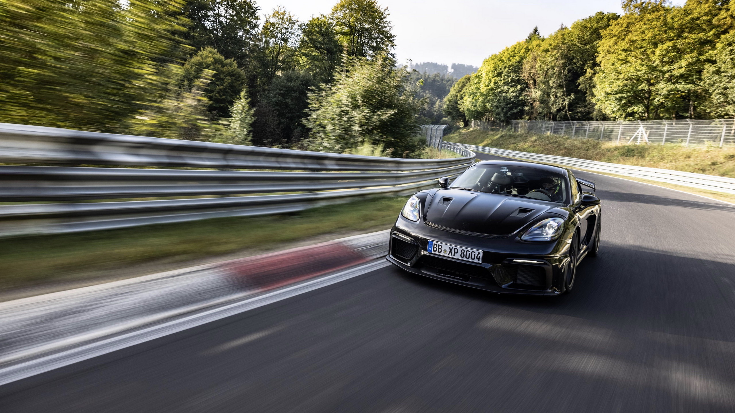 Cayman GT4